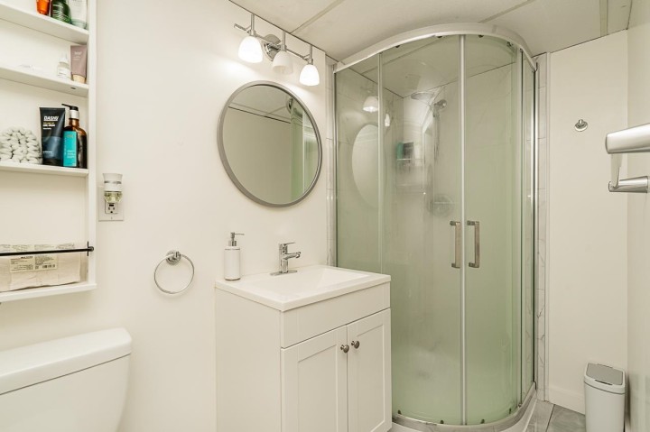 Photo 32 at 34 - 900 W 17th Street, Mosquito Creek, North Vancouver