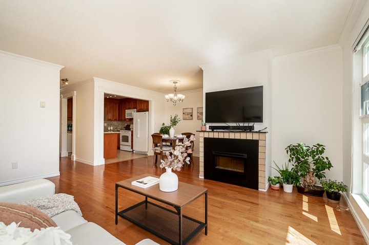 Photo 9 at 34 - 900 W 17th Street, Mosquito Creek, North Vancouver