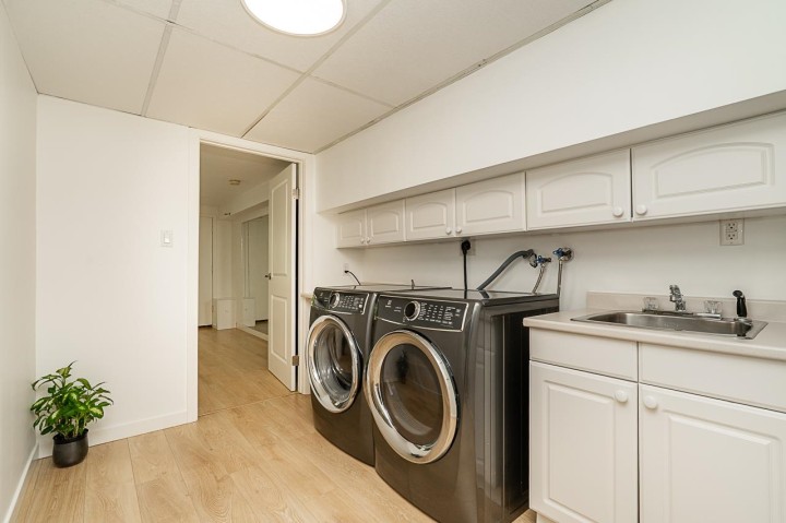 Photo 33 at 34 - 900 W 17th Street, Mosquito Creek, North Vancouver