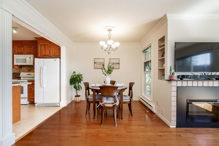 Photo 11 at 34 - 900 W 17th Street, Mosquito Creek, North Vancouver