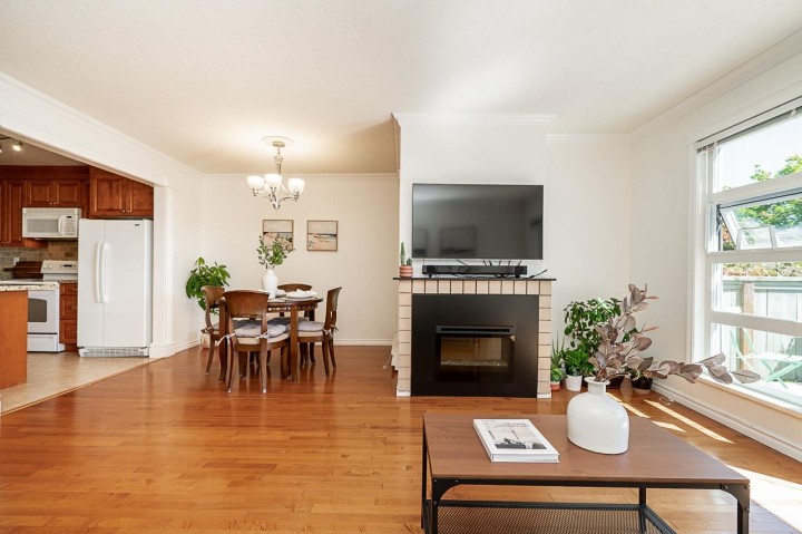 Photo 8 at 34 - 900 W 17th Street, Mosquito Creek, North Vancouver