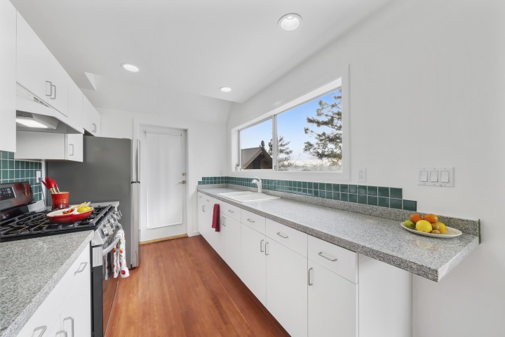 Photo 16 at 28 Passage Island, Passage Island, West Vancouver