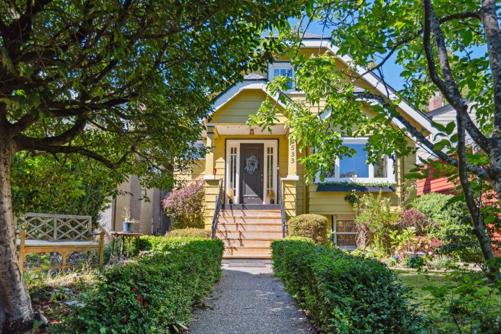 Photo 1 at 4533 W 8th Avenue, Point Grey, Vancouver West