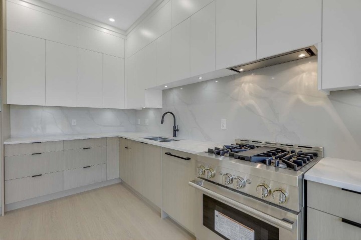 Photo 13 at 2 - 3251 E 44 Avenue, Killarney VE, Vancouver East