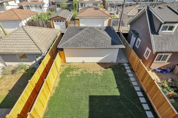 Photo 28 at 2 - 3251 E 44 Avenue, Killarney VE, Vancouver East