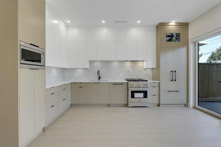 Photo 10 at 2 - 3251 E 44 Avenue, Killarney VE, Vancouver East