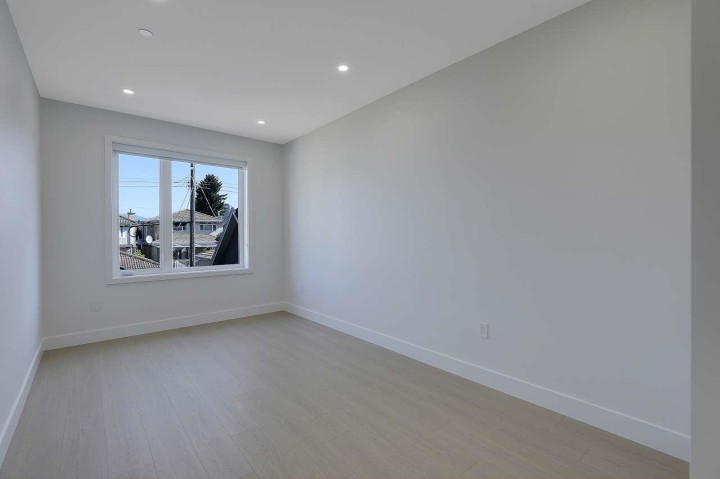 Photo 18 at 2 - 3251 E 44 Avenue, Killarney VE, Vancouver East