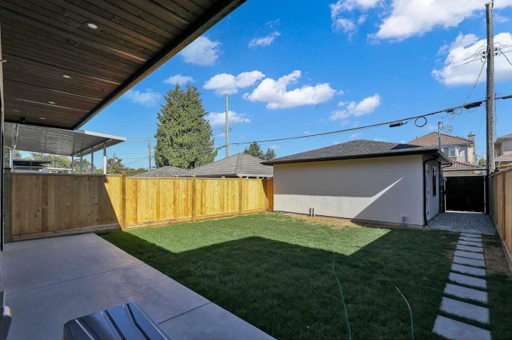 Photo 29 at 2 - 3251 E 44 Avenue, Killarney VE, Vancouver East