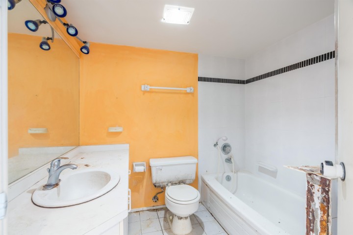 Photo 15 at 604 - 1500 Howe Street, Yaletown, Vancouver West