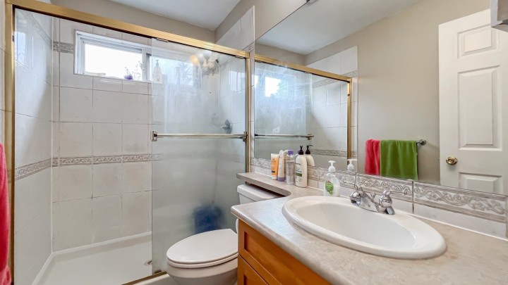 Photo 8 at 1553 Burrill Avenue, Lynn Valley, North Vancouver