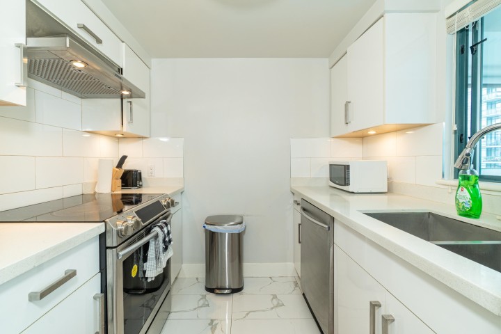 Photo 33 at 2205 - 1238 Melville Street, Coal Harbour, Vancouver West