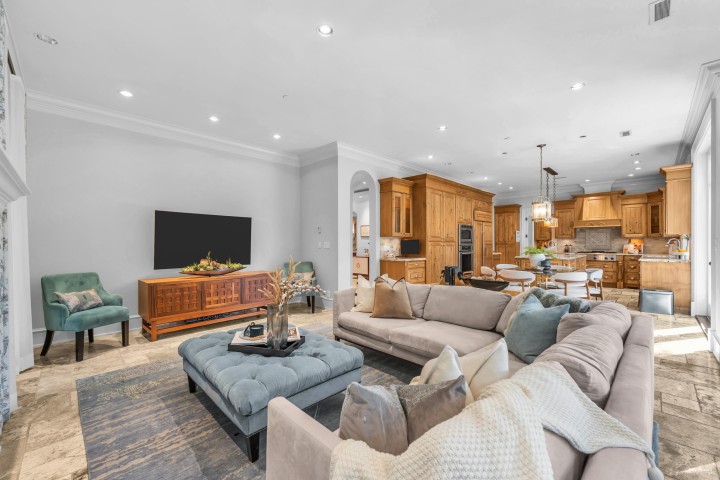 Photo 9 at 5530 Mcmaster Road, University VW, Vancouver West