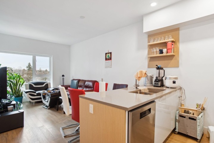 Photo 7 at 407 - 2666 Duke Street, Collingwood VE, Vancouver East