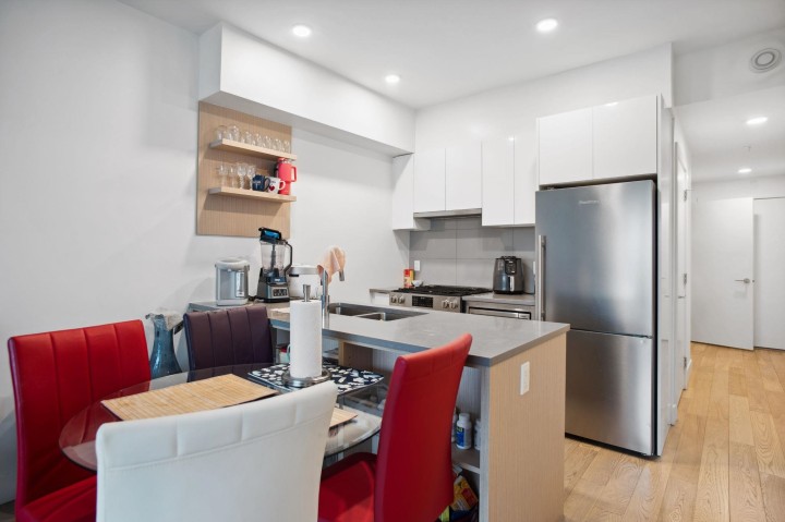 Photo 5 at 407 - 2666 Duke Street, Collingwood VE, Vancouver East