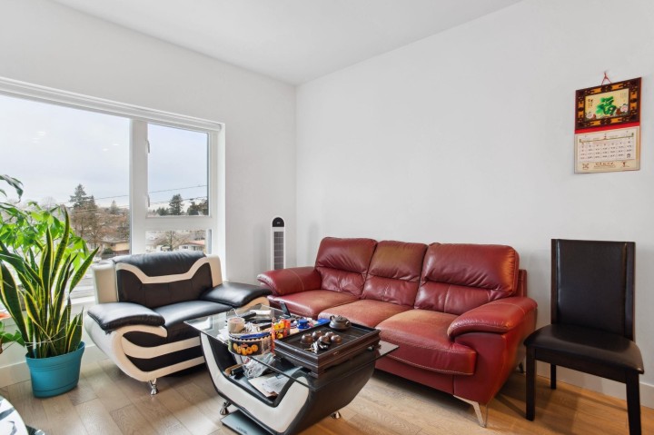 Photo 9 at 407 - 2666 Duke Street, Collingwood VE, Vancouver East