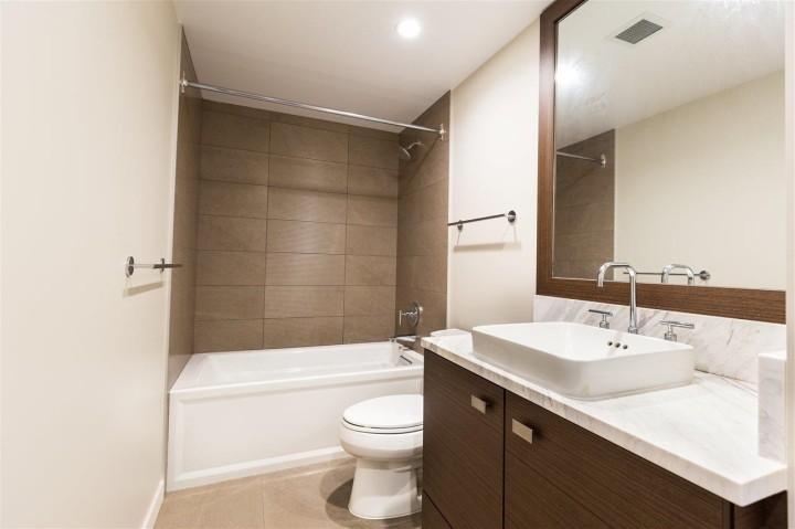 Photo 13 at 608 - 6311 Cambie Street, Oakridge VW, Vancouver West