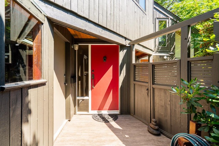 Photo 5 at 6680 Wellington Avenue, Horseshoe Bay WV, West Vancouver