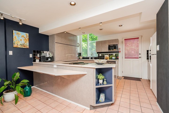 Photo 10 at 6680 Wellington Avenue, Horseshoe Bay WV, West Vancouver