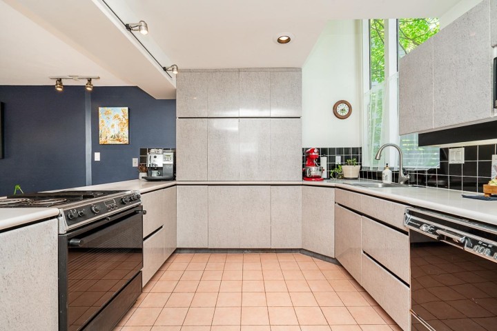 Photo 11 at 6680 Wellington Avenue, Horseshoe Bay WV, West Vancouver