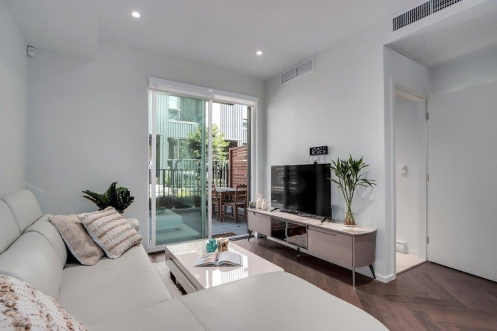 Photo 6 at 153 - 785 W 49th Avenue, Oakridge VW, Vancouver West