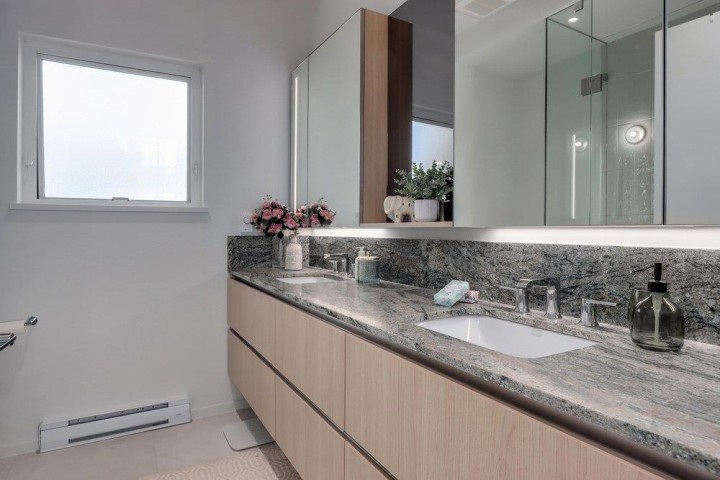 Photo 17 at 153 - 785 W 49th Avenue, Oakridge VW, Vancouver West