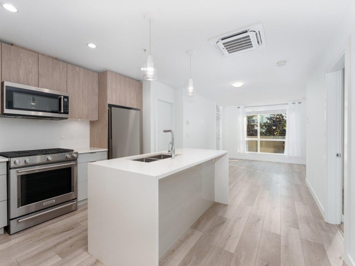 Photo 1 at 202 - 128 E 8th Street, Central Lonsdale, North Vancouver