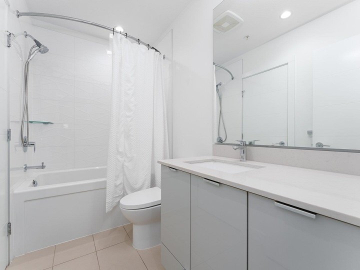 Photo 18 at 202 - 128 E 8th Street, Central Lonsdale, North Vancouver