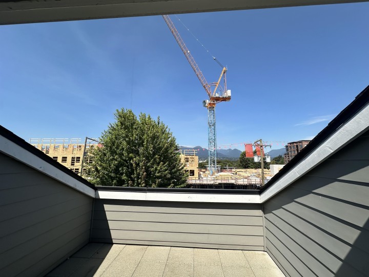 Photo 33 at 2073 E Pender Street, Hastings, Vancouver East