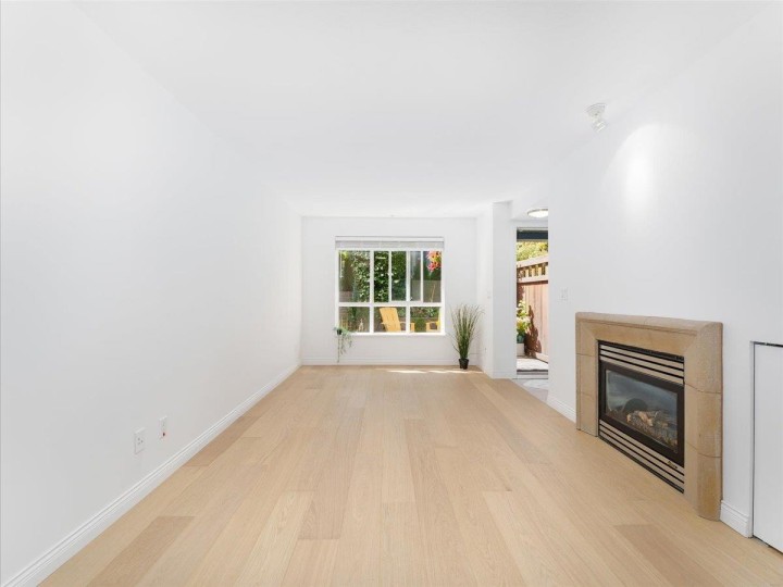 Photo 3 at 12 - 288 St. Davids Avenue, Lower Lonsdale, North Vancouver