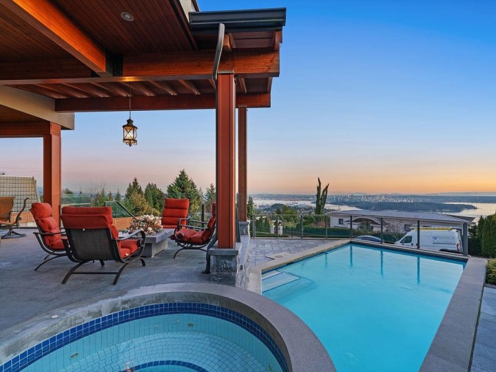 Photo 3 at 1355 Whitby Road, Chartwell, West Vancouver