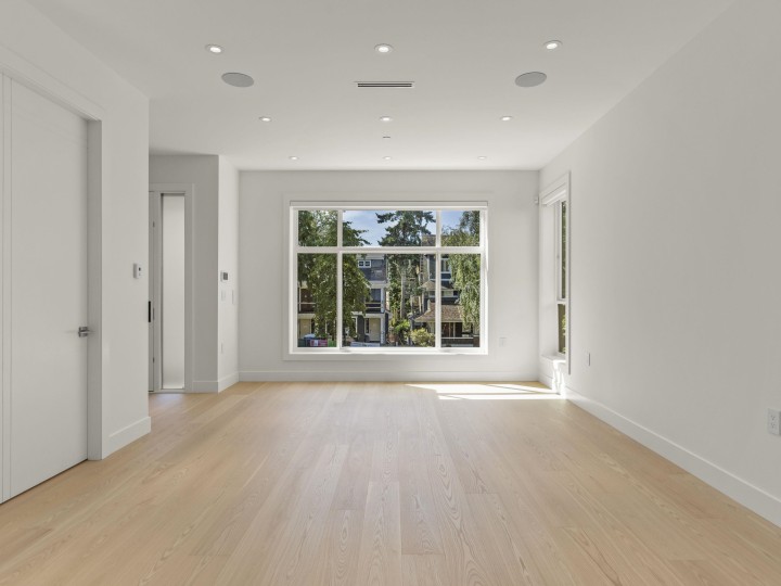 Photo 4 at 2565 W 2nd Avenue, Kitsilano, Vancouver West