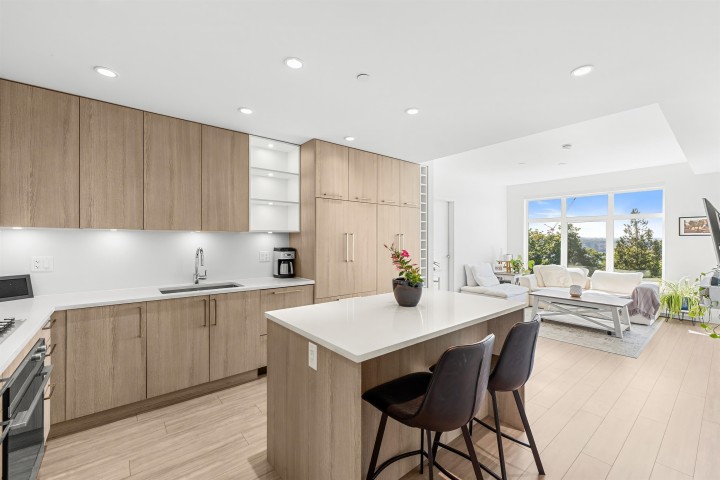 Photo 1 at 407 - 733 E 3rd Street, Queensbury, North Vancouver