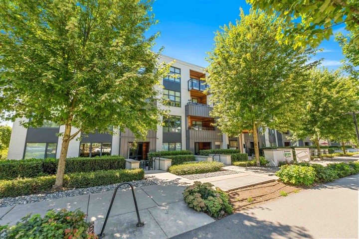 Photo 38 at 407 - 733 E 3rd Street, Queensbury, North Vancouver