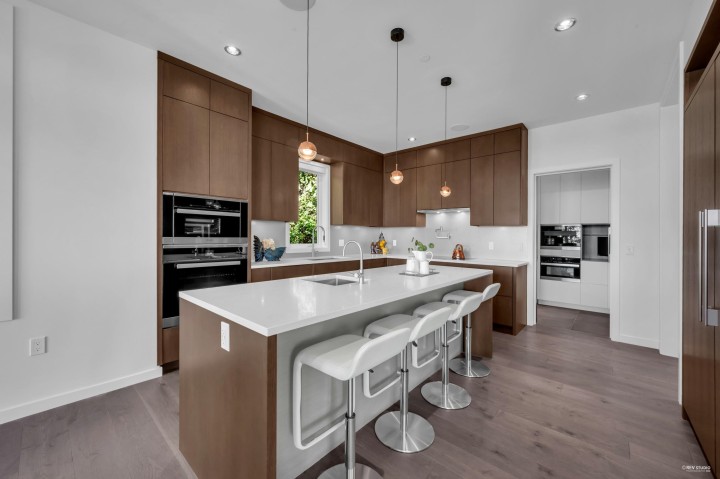 Photo 18 at 2101 Union Court, Panorama Village, West Vancouver