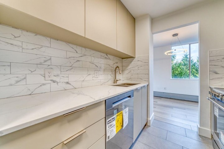 Photo 10 at 1108 - 2004 Fullerton Avenue, Pemberton NV, North Vancouver