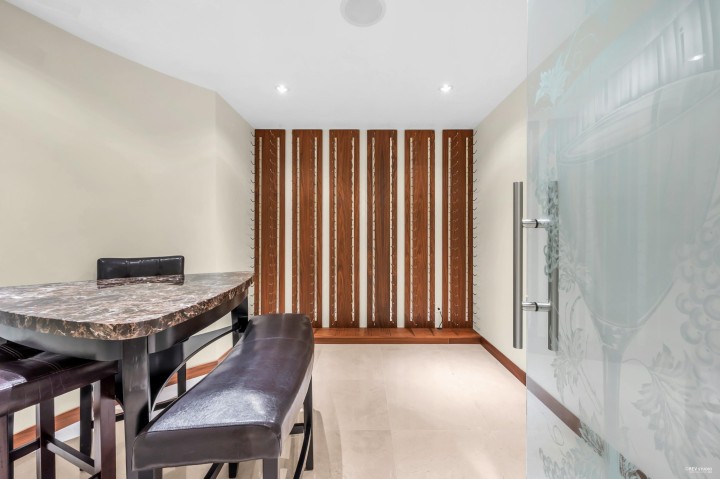 Photo 32 at 518 Ballantree Place, Glenmore, West Vancouver