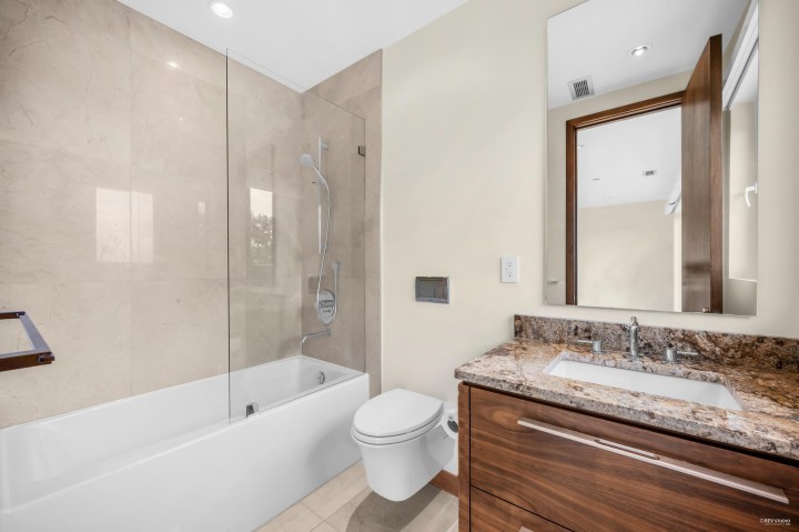 Photo 24 at 518 Ballantree Place, Glenmore, West Vancouver