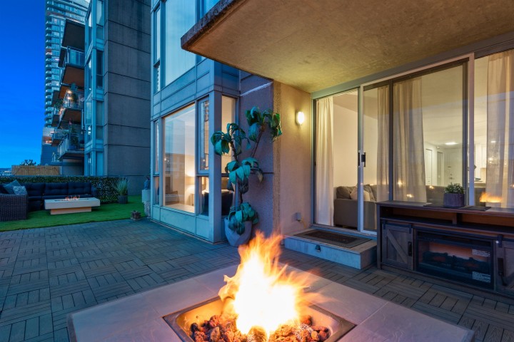 Photo 3 at 312 - 555 Abbott Street, Downtown VW, Vancouver West