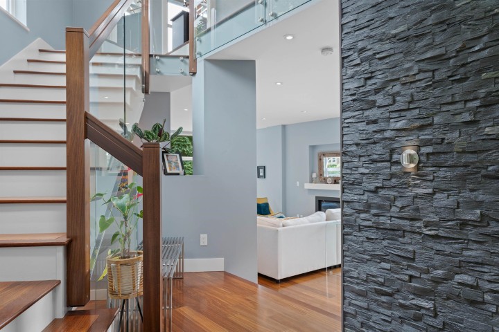 Photo 13 at 2005 Larson Road, Central Lonsdale, North Vancouver