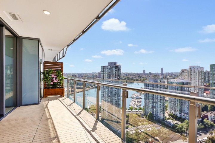 Photo 3 at 2820 - 89 Nelson Street, Yaletown, Vancouver West