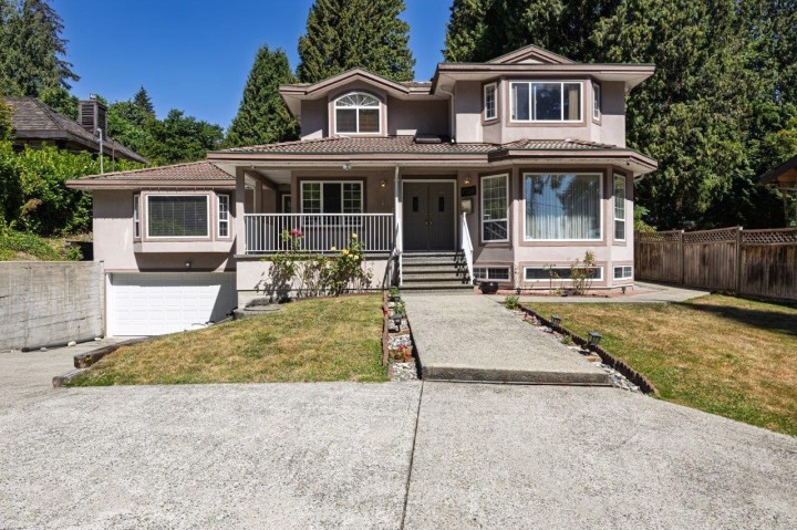 Photo 1 at 1224 E 14th Street, Westlynn, North Vancouver