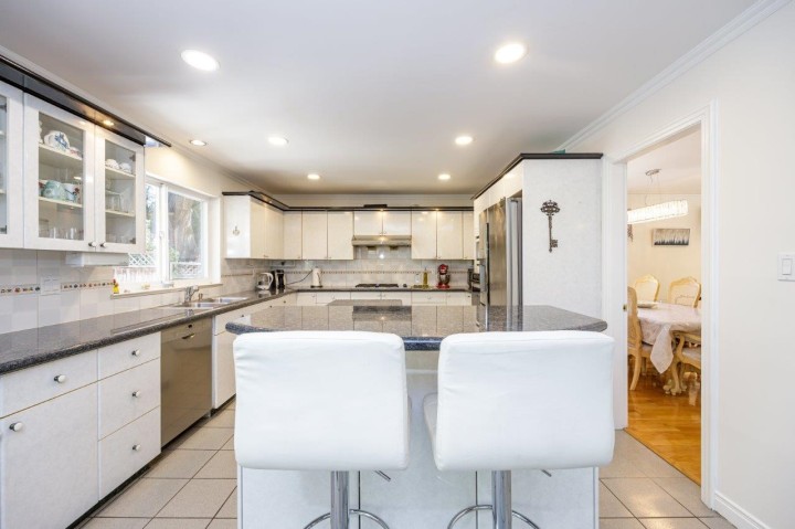 Photo 10 at 1224 E 14th Street, Westlynn, North Vancouver