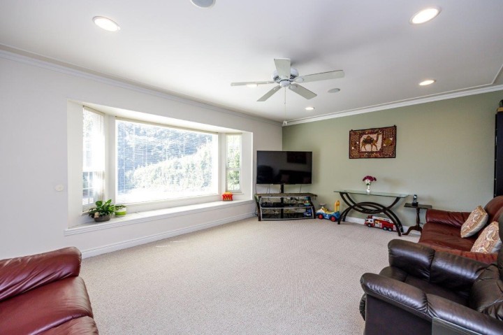 Photo 8 at 1224 E 14th Street, Westlynn, North Vancouver