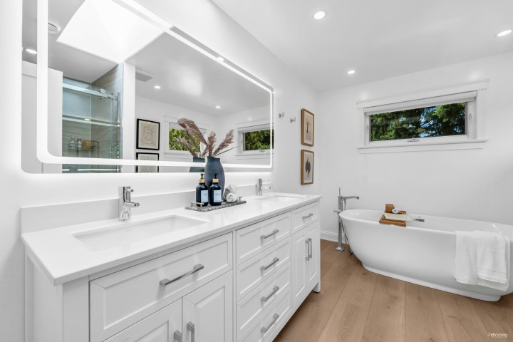 Photo 36 at 1748 W 68th Avenue, S.W. Marine, Vancouver West