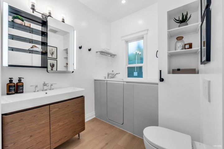 Photo 20 at 1748 W 68th Avenue, S.W. Marine, Vancouver West