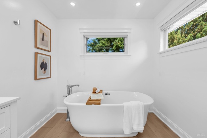 Photo 37 at 1748 W 68th Avenue, S.W. Marine, Vancouver West