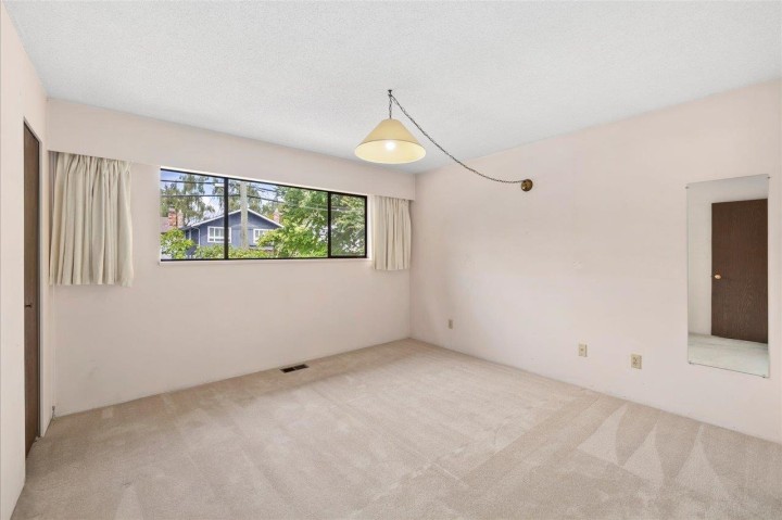 Photo 16 at 4427 W 6th Avenue, Point Grey, Vancouver West