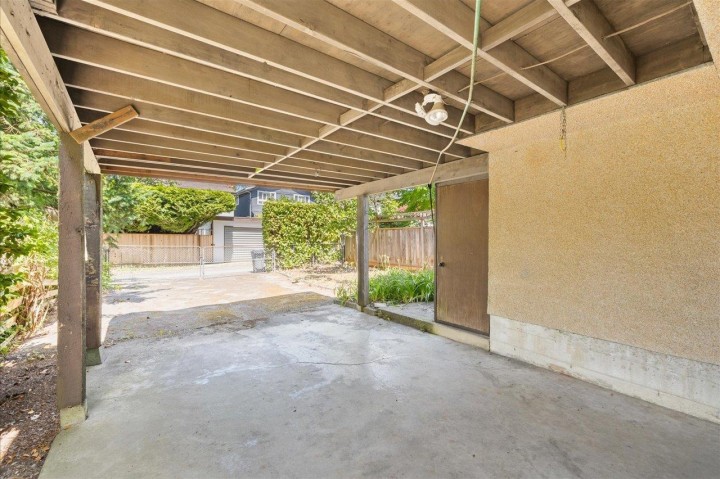 Photo 32 at 4427 W 6th Avenue, Point Grey, Vancouver West