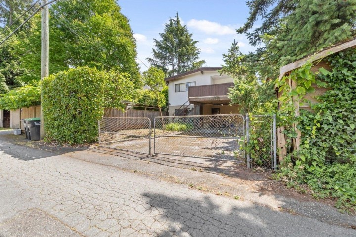 Photo 33 at 4427 W 6th Avenue, Point Grey, Vancouver West