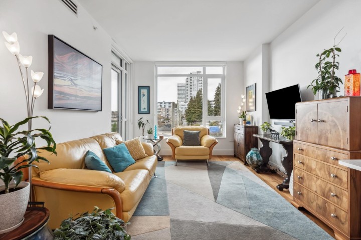 Photo 3 at 405 - 389 W 59th Avenue, South Cambie, Vancouver West